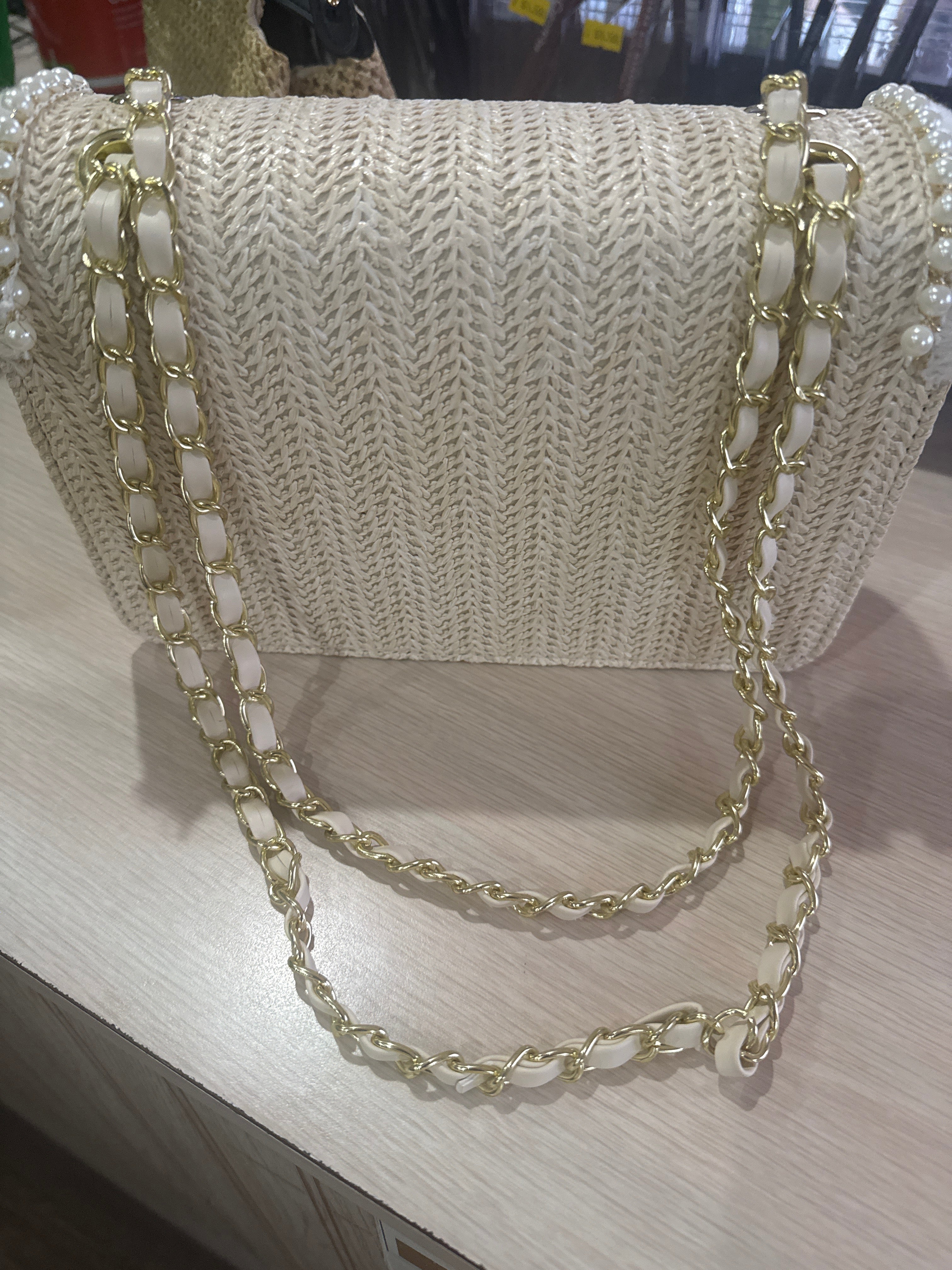Hand bag